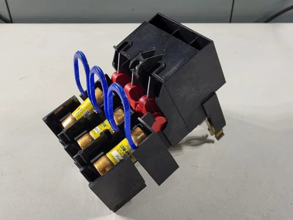Disconnect Switch 3 Times 40 Amp Fuse LPJ-40SP