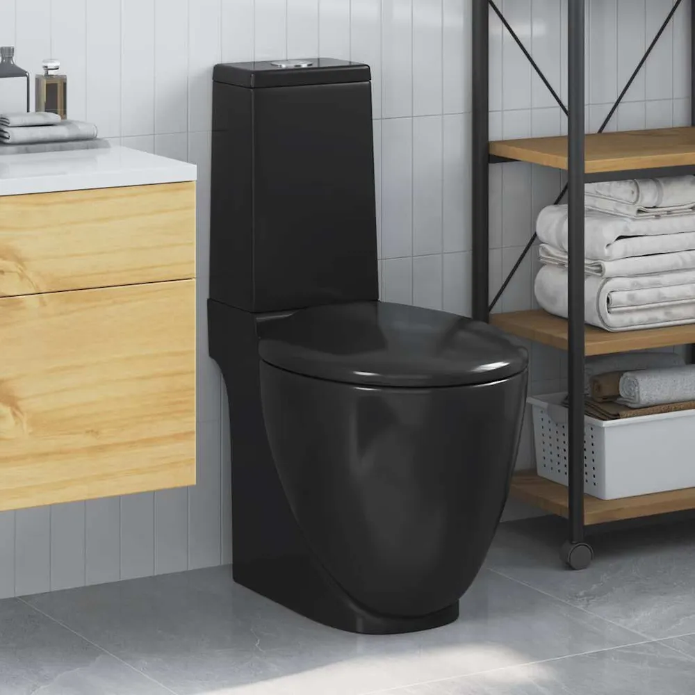 Toilet met afvoer achter keramiek zwart