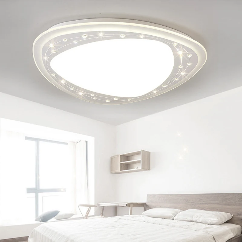 Acrylic Triangle LED Flush Ceiling Light Crystal Bead Hedendaags Ceiling Mount Light White Bedroom White