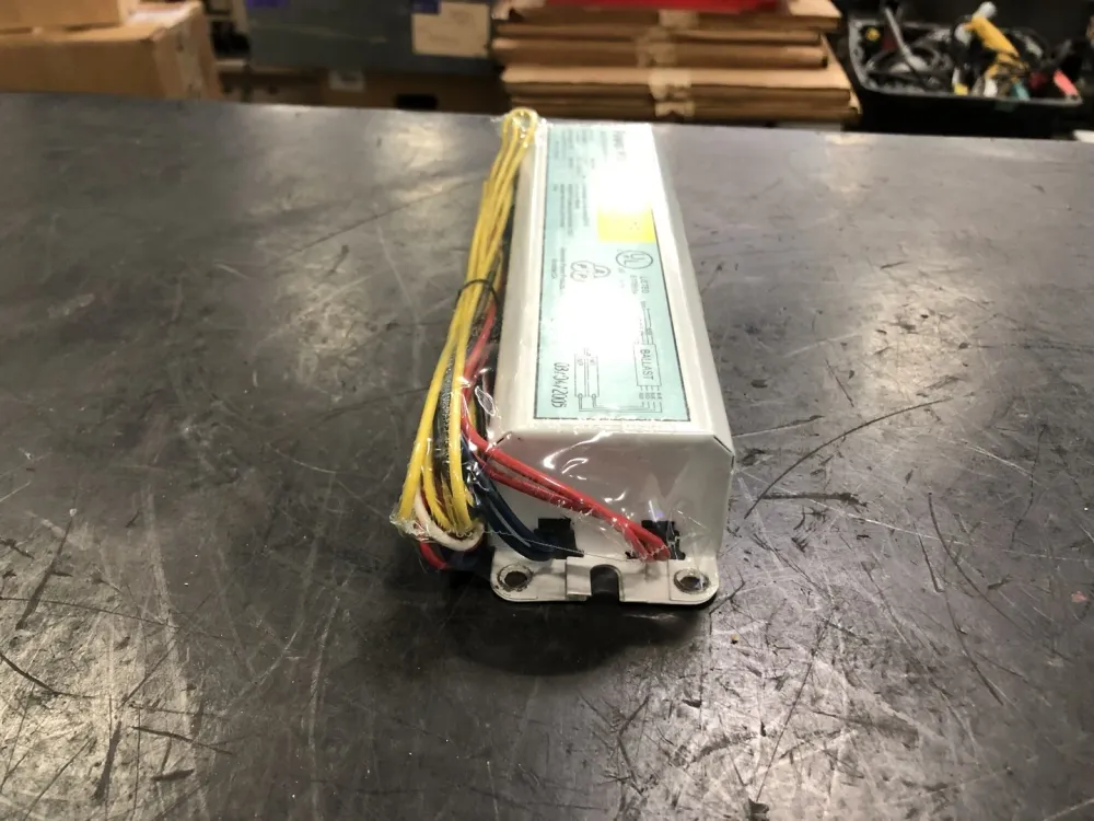 120 Volts 2 Lamps Electronic Magnetic Ballast 82412 | Snel Leverbaar