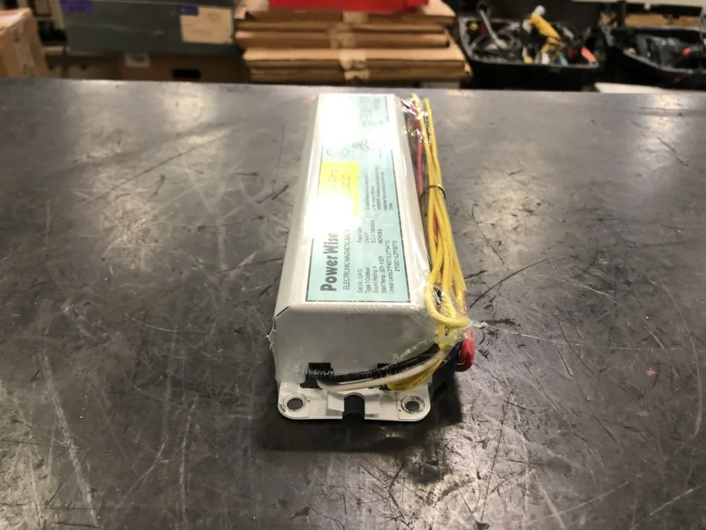 120 Volts 2 Lamps Electronic Magnetic Ballast 82412 | Snel Leverbaar
