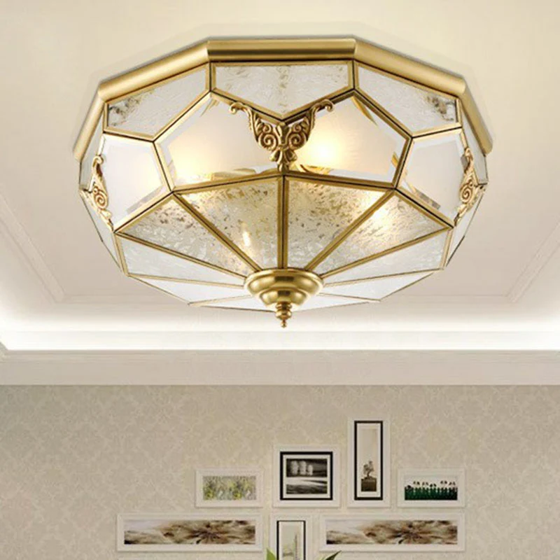 Flush Mounted Light Antique Dining Room Ceiling Lamp Polygon Semi-Opaque Shade Geel koper Brass