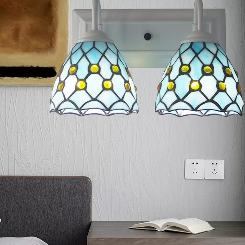 Global Wandkandelaar met kraal Tiffany Style 2-lichts glas--lood wandlamp hemelsblauw/blauw voor slaapkamer | Snel Leverbaar