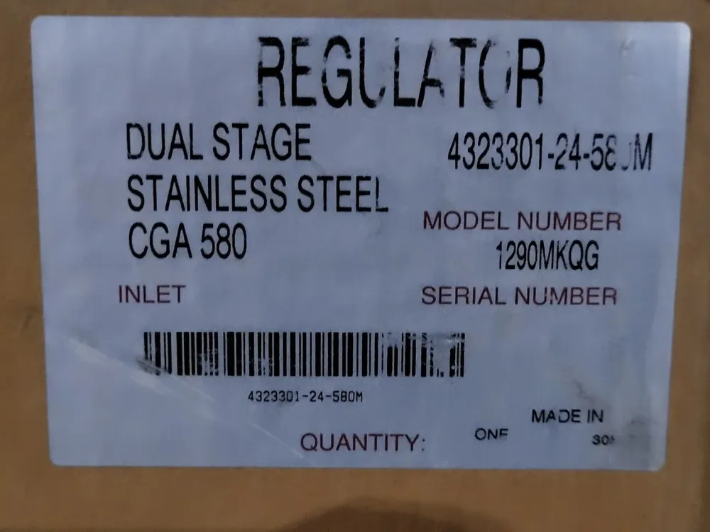 432 Dual Stage Regulator Stainless Rvs CGA580, 4323301-24-580M