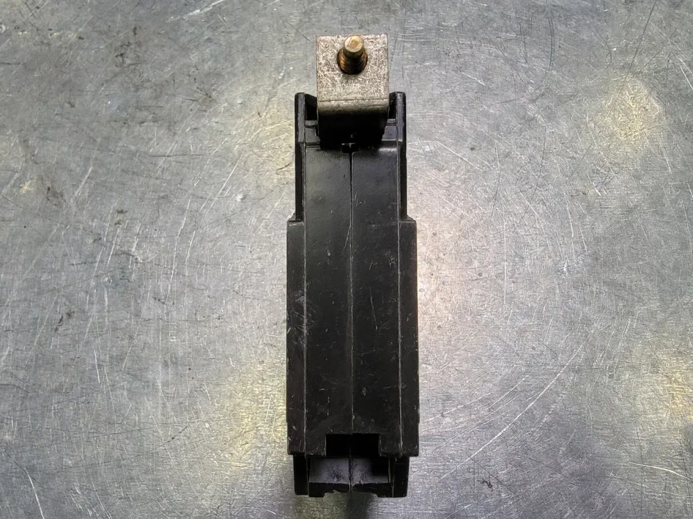 20 Amp, 1 Pole, 120/240 volts Circuit Breaker THQB1120