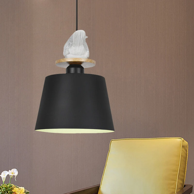 Taps toelopende schaduwdoek winkel plafondhanger metaal 1 kop hanglamp met duifdeco