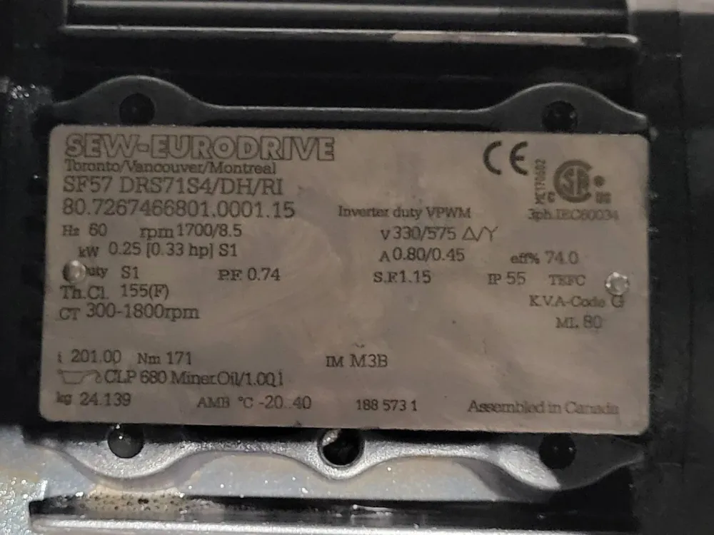 201:1 Gear Reducer SF57Aw/ 0.33 hp Electric Motor SF57 DRS71S4 met CE-Keurmerk