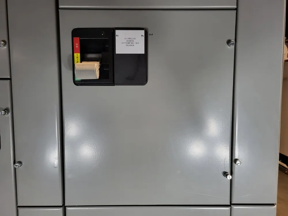 40 Amp MCC Circuit Breaker HFD3040S Bucket Freedom 2100 MCC Frame