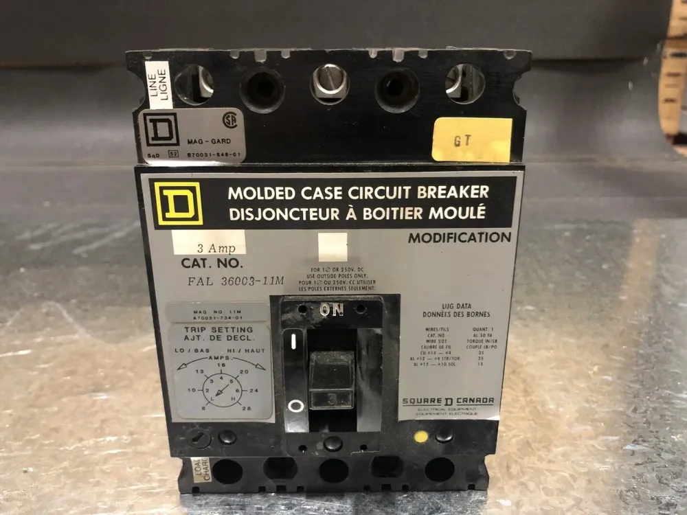 3 Amp, 3 Pole, 600 volts Circuit Breaker FAL36003-11M