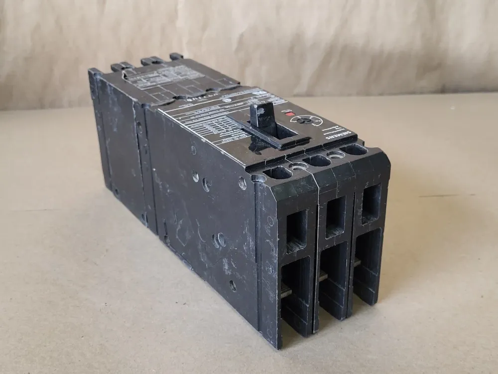 40 Amp, 3 Pole, 600 Volts Circuit Breaker CED63A040 met CE-keurmerk