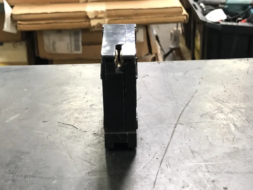 Huisinstallatie 15 Amp, 1 Pole, 120/240 volts Circuit Breaker QP115