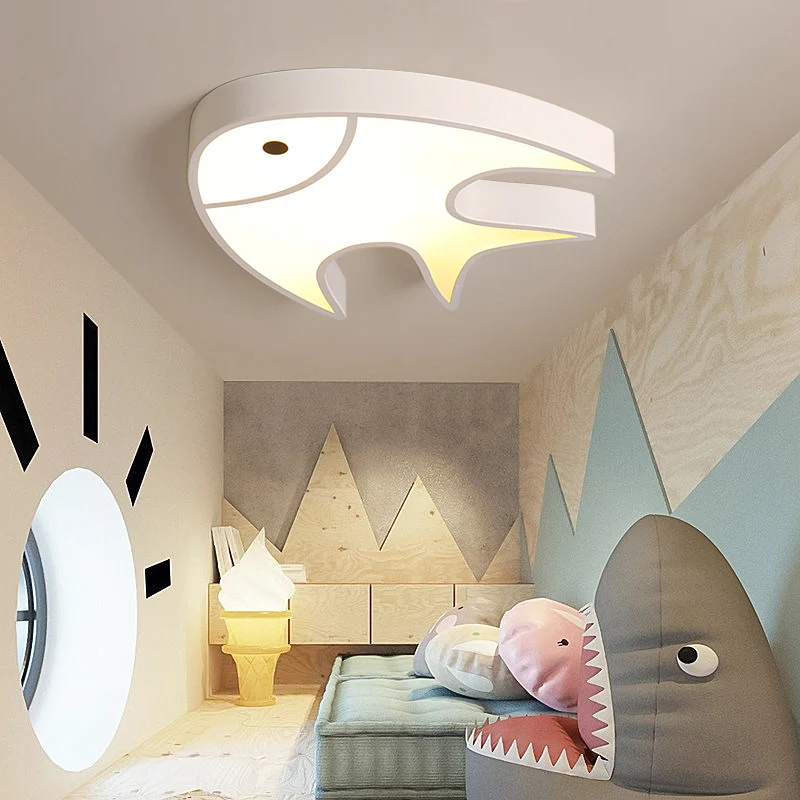 Professionele Waterdichte Kindervisvormige plafondlamp van metaal en acryl, inbouwlamp wit voor de kleuterschool