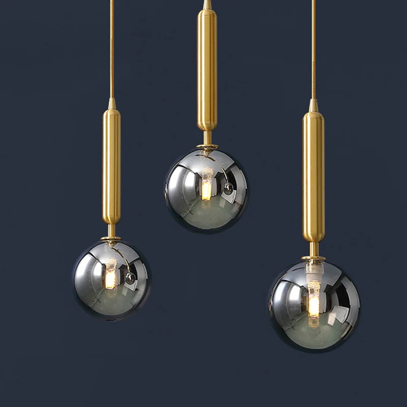 Energiezuinige 3-lichts eetkamer multi-plafondlamp postmoderne koperen hanger met bolglazen kap