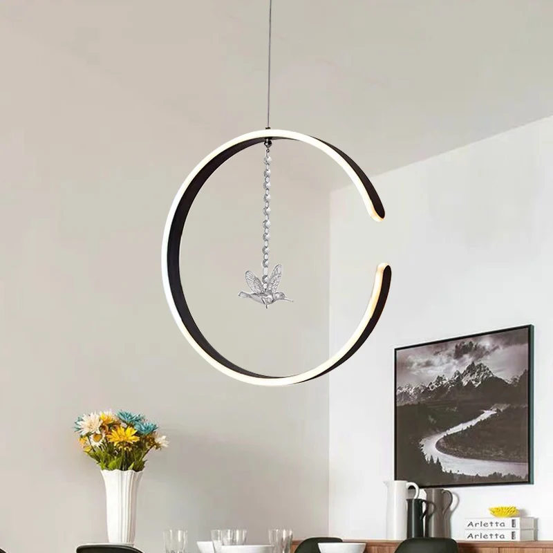 Energiezuinige Acryl ring hanglamp Minimalistische LED hangende plafondlamp wit/zwart met vogelkristaldecor
