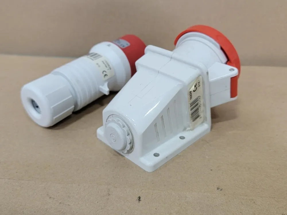 16 Amp Check Valve CO416/6H w/ Plug CT416/6H