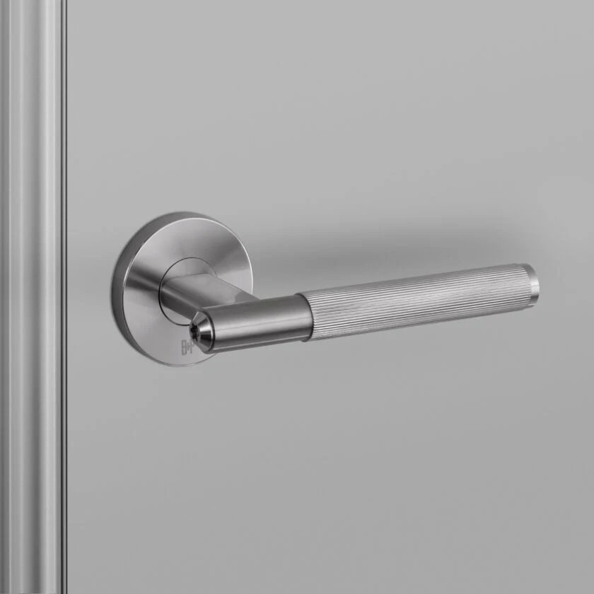 DOOR HANDLE / LINEAR / STAALSOORT
