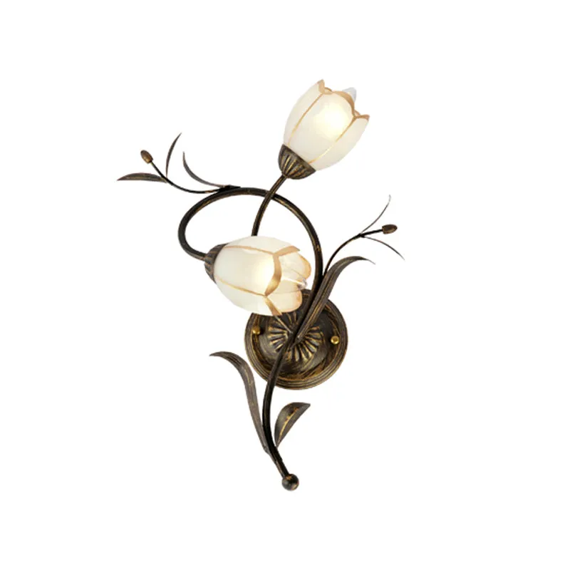 2-koppige wandverlichting bloemvorm Traditionele witte glazen schanslamp met metalen achterplaat, links/rechts