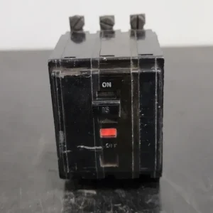 15 Amp, 3 Pole, 120/240 volts Circuit Breaker QOB315