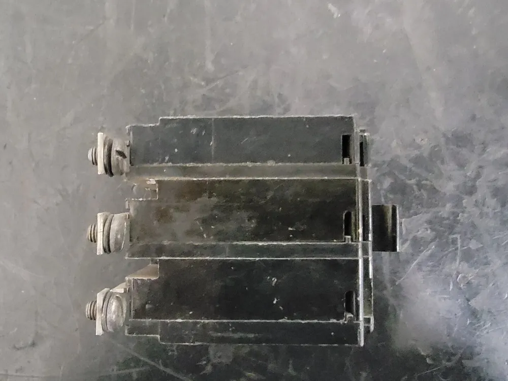 15 Amp, 3 Pole, 120/240 volts Circuit Breaker QOB315