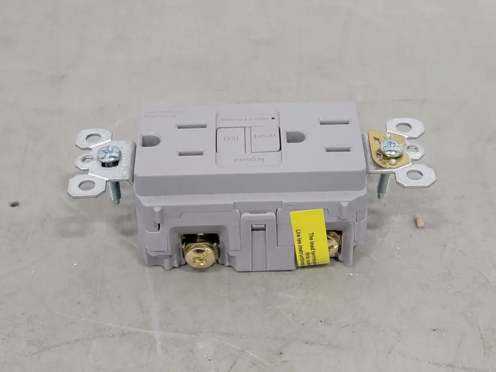 15A, 125V Self-test GFCI Receptacle 1597GRY