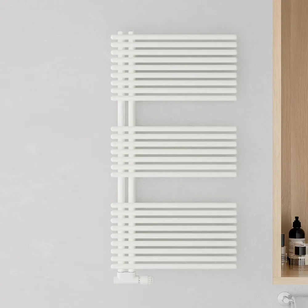 Hydraulic parelmoer towel warmer 60x113.2 cm center distance 50 cm 640 Watt Lazzarini Garda
