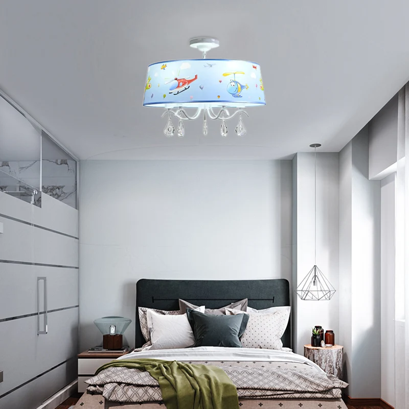 Energiezuinige Cartoon blauwe hanglamp met kristallen vliegtuig kroonluchter van metaal en stof voor babykamer