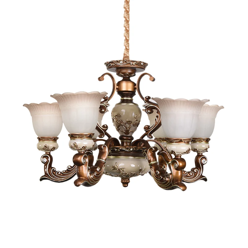 Vlakke Inbouw Bruine 6/8 hoofden plafondkroonluchter traditionele stijl melkachtig glas bloemvormige hangende hanger