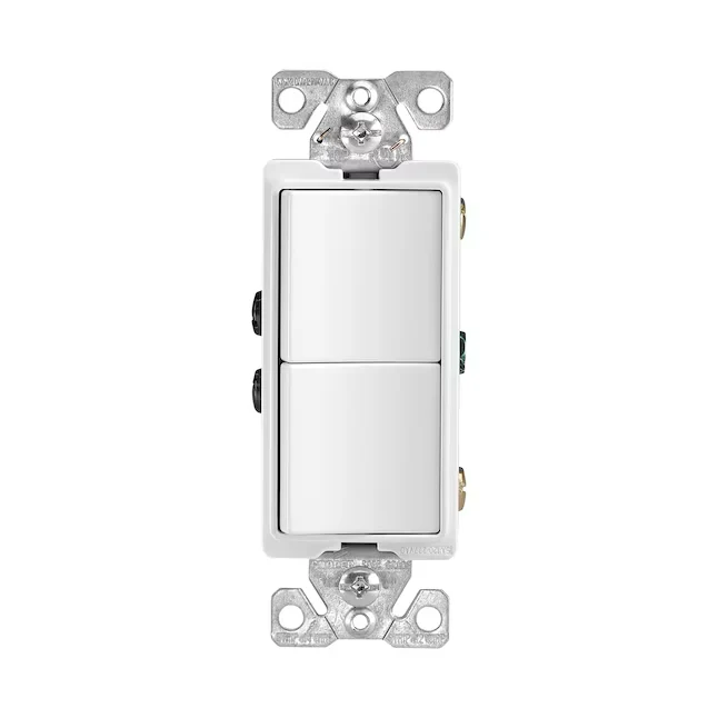 Eaton 15-Amp Single-Pole Combination Light Switch, Parelmoer