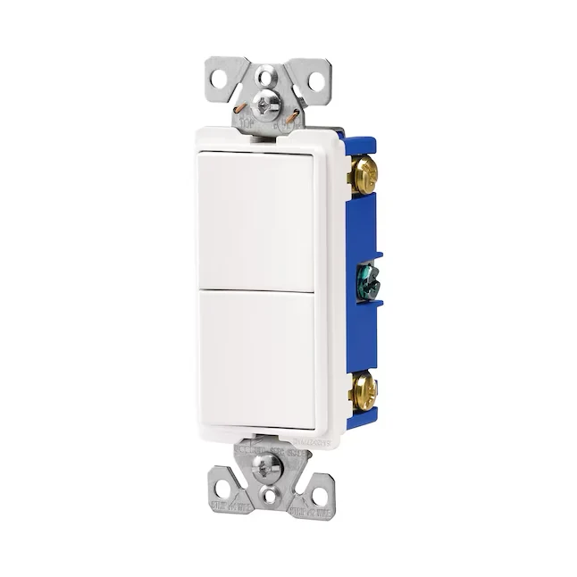 Eaton 15-Amp Single-Pole Combination Light Switch, Parelmoer