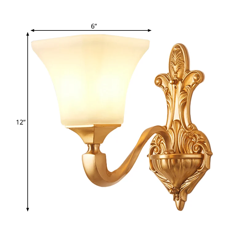 Energiezuinige 1/2-lamps wandkandelaar traditionele stijl, belschaduw, matglazen wandmontagelamp messing