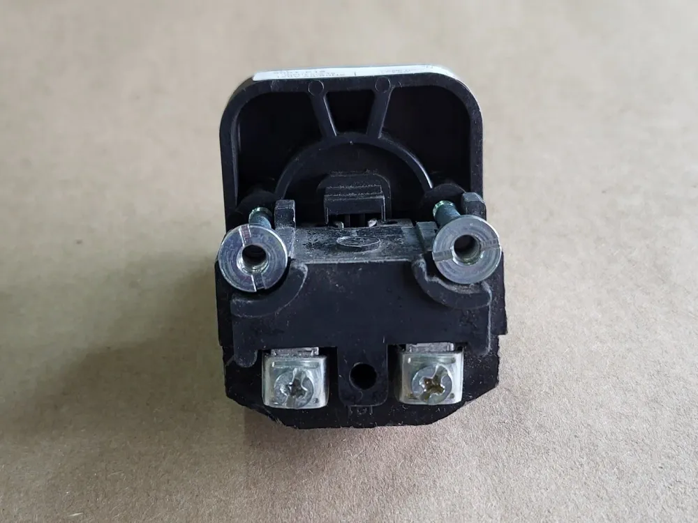 120 V Pilot Light 800T-P16