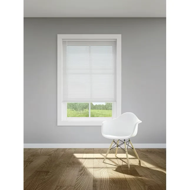 LEVOLOR Trim+Go 1- Slat Width 72- x 72- Cordless Melkwit Vinyl Room Darkening Mini-blinds