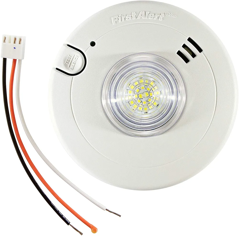 First Alert BRK 7020BSL Hardwired Hearing Impaired Smoke Detector LED Strobe Light
