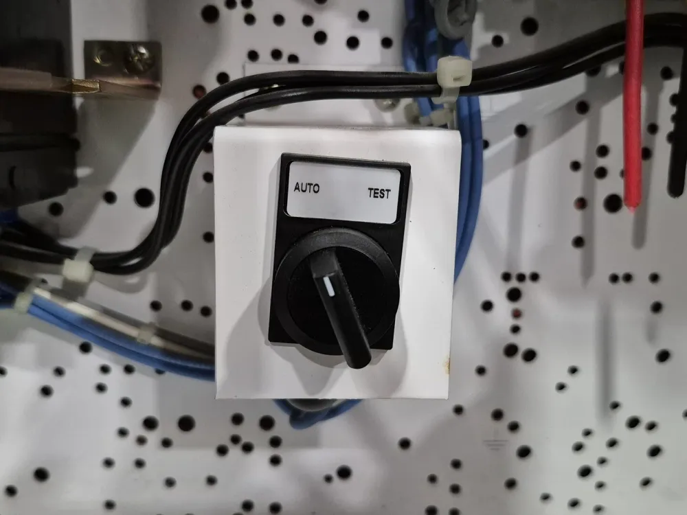 0.75 hp 600V 3-Ph Motor Control Center Bucket 10FA