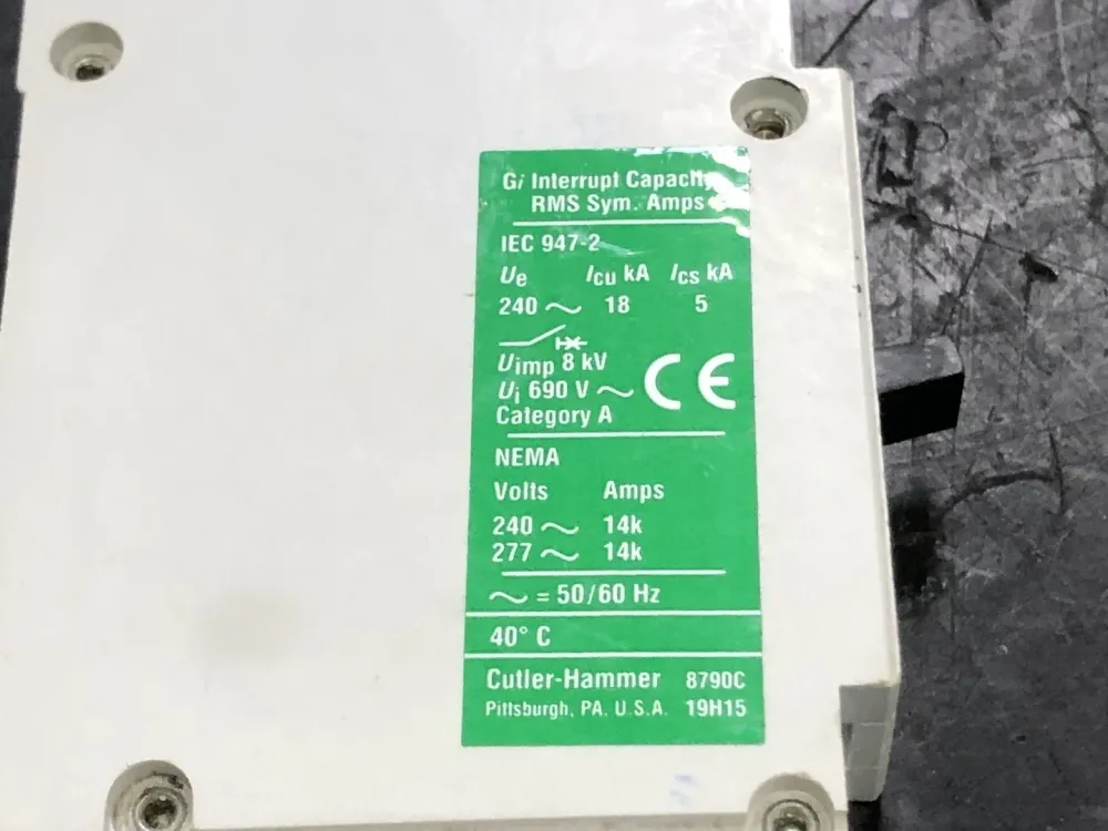 60 Amp, 1 Pole, 240 volts Circuit Breaker GI1060
