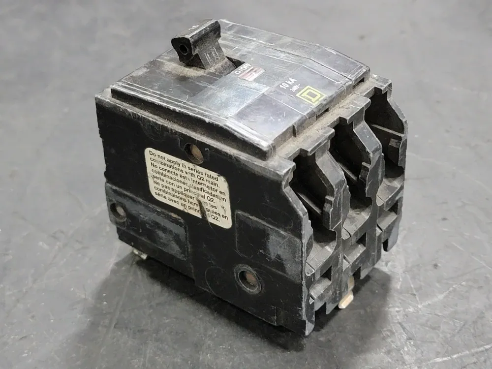 15 Amp, 3 Pole, 240 volts Circuit Breaker QO315