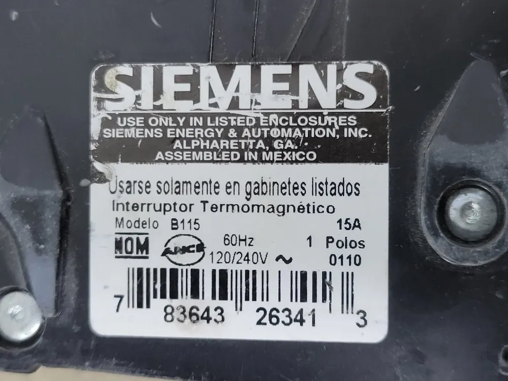 Opbouw 15 Amp, 1 Pole, 120/240 volts Circuit Breaker BL115
