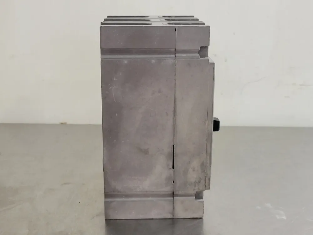 VDE-gecertificeerd 40 Amp, 3 Pole, 600 volts Circuit Breaker HFD3040