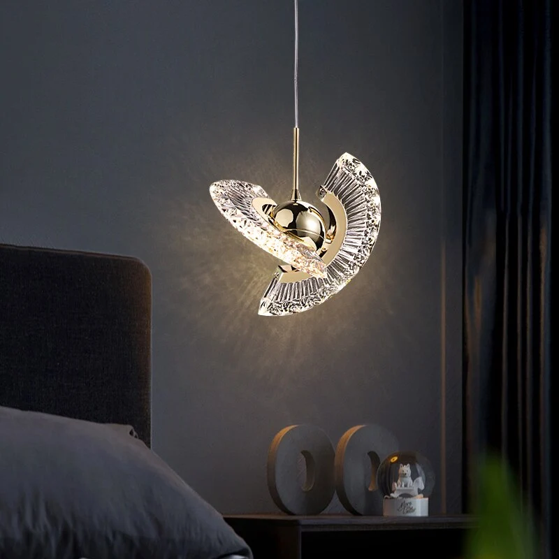 Scandinavische Kleine LED Kroonluchter Creatieve Bar Teller Slaapkamer Restaurant Roterende Enkele Hoofd ATY Home Decor