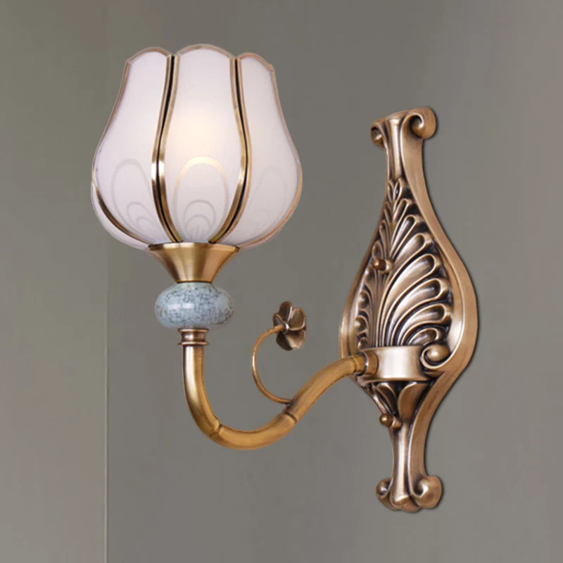 1/2-Head Bloom Wandlamp Traditionalisme Messing Metalen Wandkandelaar Verlichting voor Woonkamer Clearhalo