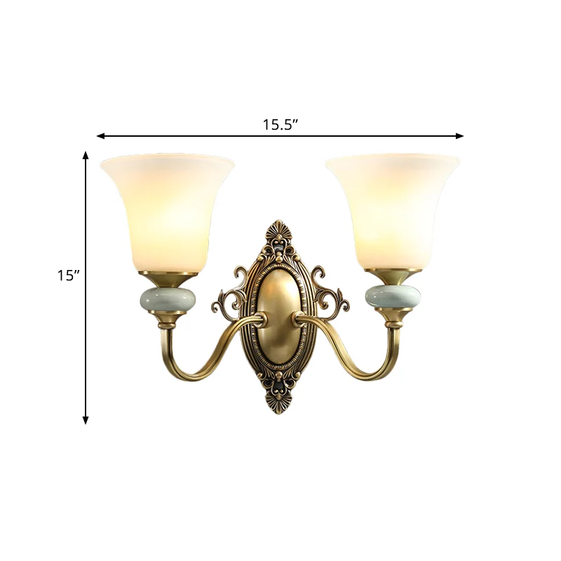 1/2-lamps matglazen wandlamp met vintage messing afwerking Bell nachtkastje wandverlichting idee Clearhalo
