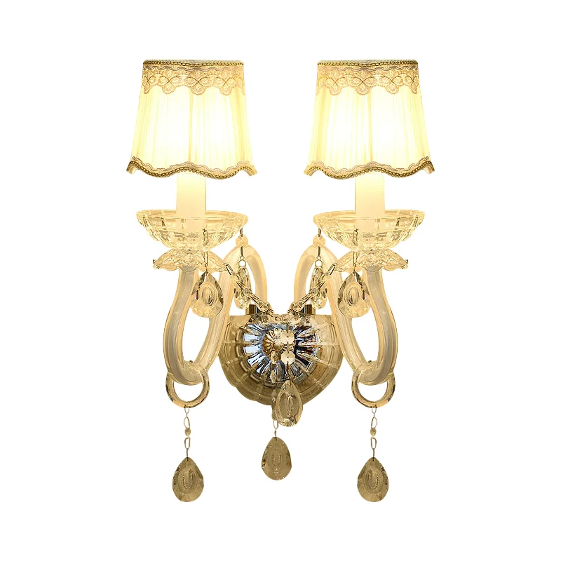 1/2-lichts kaarswandlamp Traditionele witte afwerking Helder kristallen wandlamp met geschulpte ton geplooide stoffen kap...