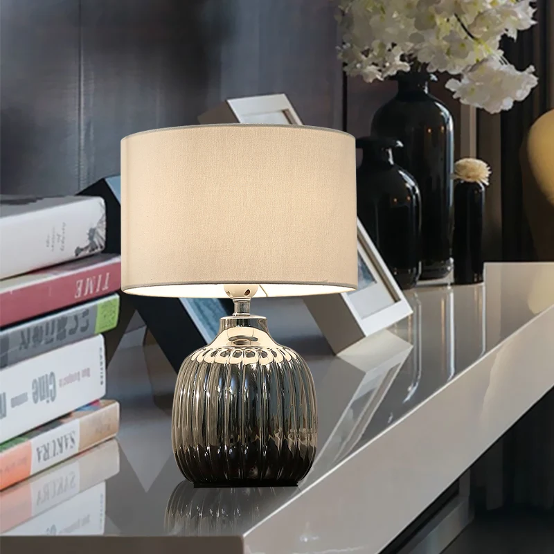 14"/15" L 1 lamp slaapkamer keramische nachtverlichting minimale witte afwerking tafellamp met trommelstof kap Clearhalo
