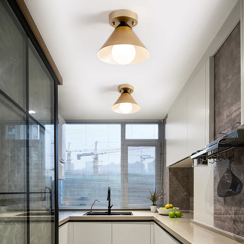 1-kops gouden plafondinbouwlamp met kegelvormige metalen kap Minimalistische inbouwplafondlamp voor keuken Clearhalo