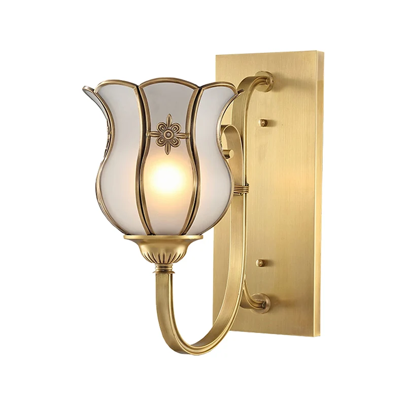 1-kops metalen wandlamp traditionalisme messing bloem woonkamer wandkandelaar verlichting met schuine glazen kap Clearhalo