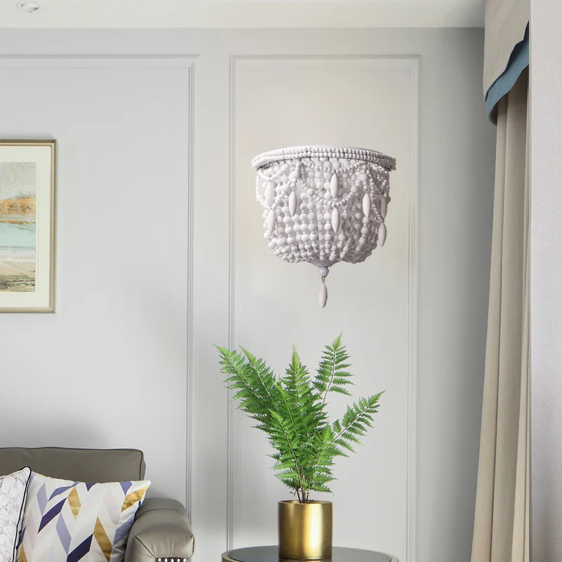 1-lichte slaapkamer wandmontage verlichting traditionele witte schanslamp met mand houten kap Clearhalo