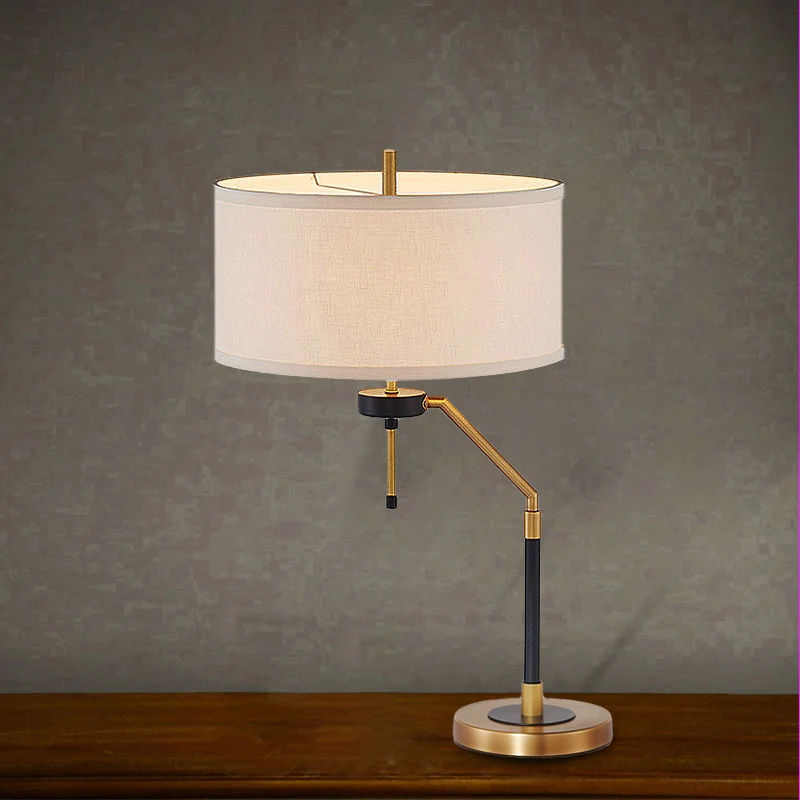 1-lichts bureaulamp Traditionele trommelstof-leeslamp messing voor slaapkamer met voet Clearhalo