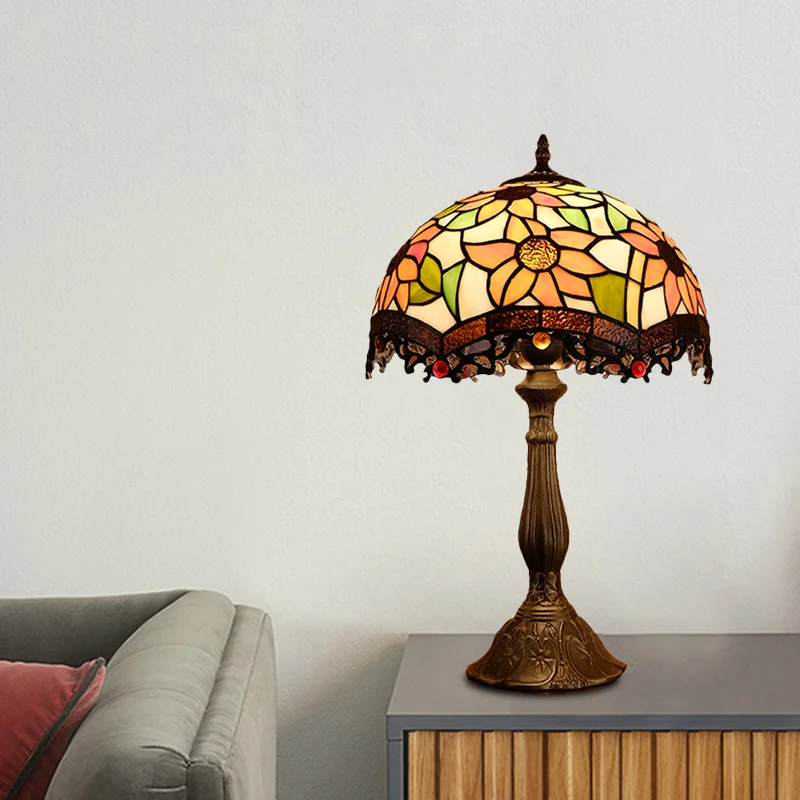 1-lichts geschulpte nachtlamp barok brons gekleurd kunstglas nachtkastje met bloemenmotief voor slaapkamer Clearhalo
