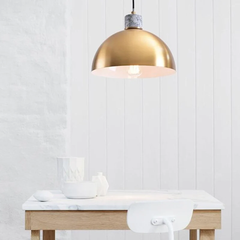 1-lichts keukenhanglamp Minimalistische messing hanglamp met metalen koepelkap Clearhalo