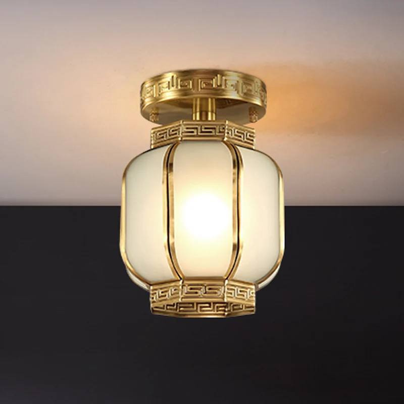 1-lichts lantaarn plafondinbouw traditionele messing metalen semi-inbouwverlichting met opalen glazen kap Clearhalo